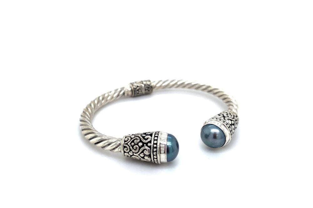 Fiorella Bangle- Grey Pearl